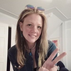 Meet your Posher, Posh